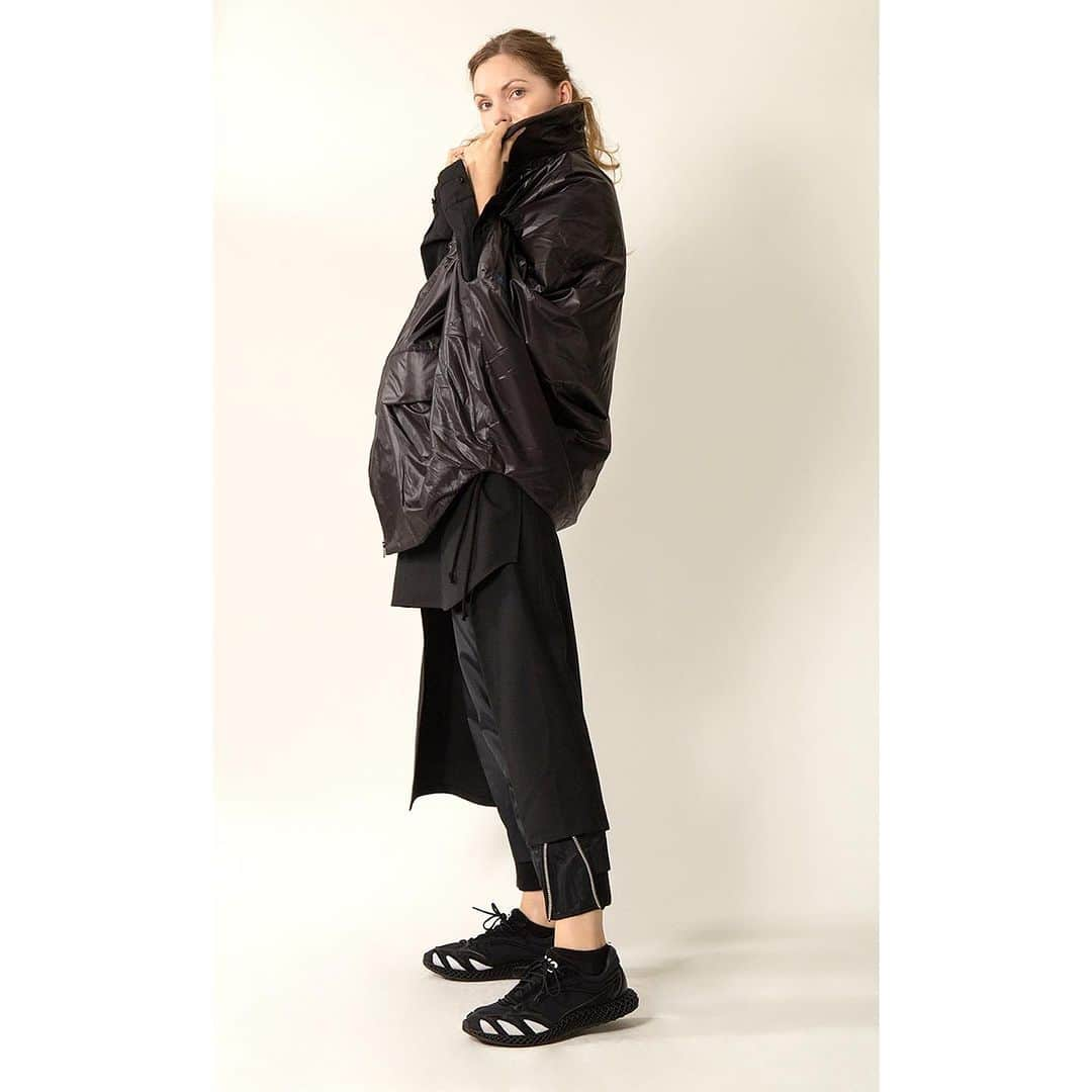 playfulさんのインスタグラム写真 - (playfulInstagram)「REGULATION Yohji Yamamoto ポリ中綿ポンチョデザインコート  ¥32,868  (k-92480)  https://www.playful-dc.com/products/details96641.html  #撮影 #古着 #ユーズド #DCブランド #リミフゥ #ヨウジヤマモトダーバン #ヨウジヤマモト #ワイズ #ヨウジヤマモトプールオム #着画 #グラウンドワイ #ワイズフォーメン #ファッション好きな人と繋がりたい #playful #プレイフル #yohjiyamamoto #yohjiyamamotopourhomme #yohjiyamamotofemme  #yohjiyamamotonoir #yohjiyamamotojapan  #yyph #ys #y3 #limifeu #ysformen #yohjistyle  #yohji #groundy」11月11日 18時09分 - playful_dc