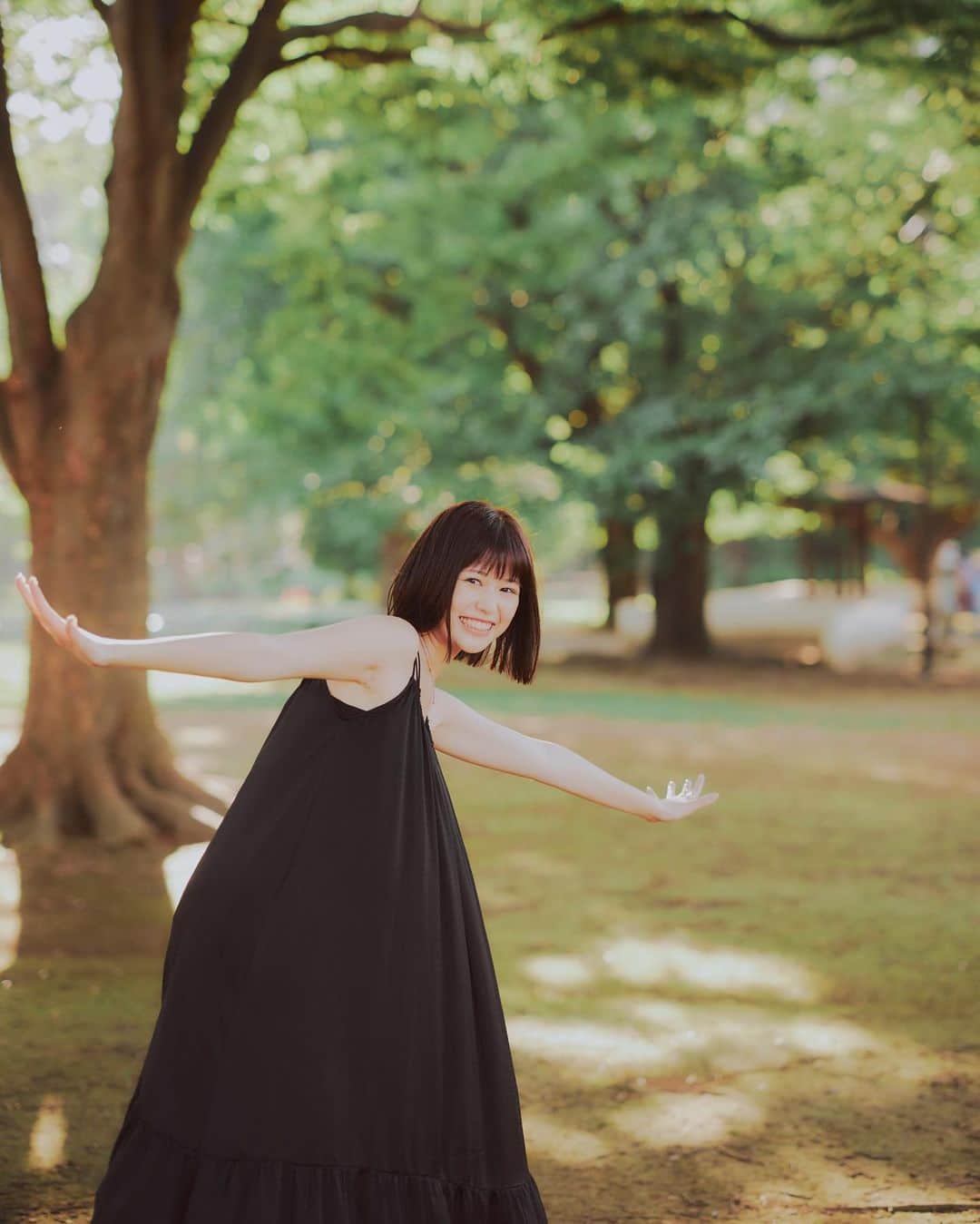 冴木柚葉さんのインスタグラム写真 - (冴木柚葉Instagram)「. 夏の思い出🌞 何枚目が好き？🤭  camera📷 @satoruakiba_」11月11日 18時15分 - yuzuha_saeki
