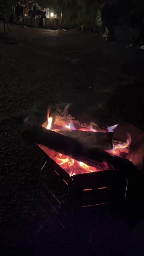 のインスタグラム：「LIVEと焚き火 最高だよ。  俵山温泉♨️」