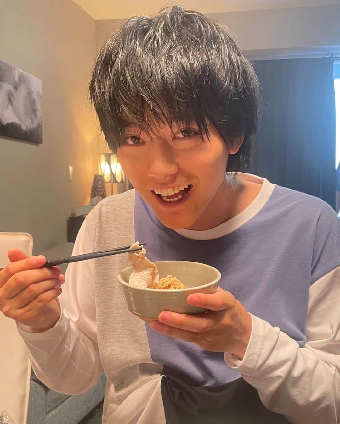 のインスタグラム：「『泥濘の食卓』  第4話本日深夜0時からです！  是非是非〜🍚 #泥濘の食卓」