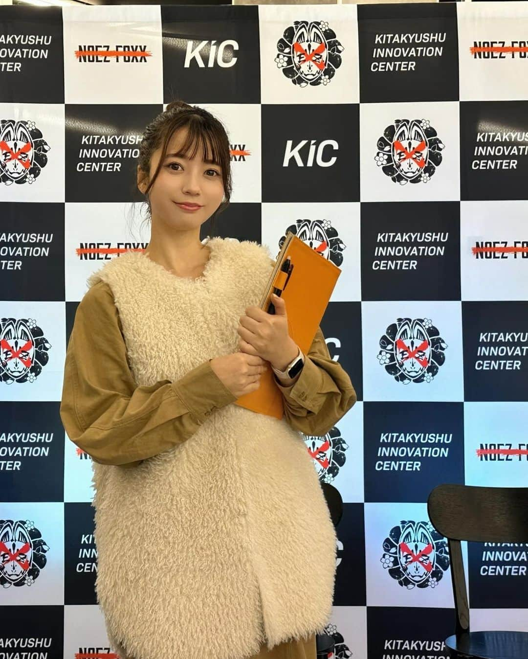 YUMIさんのインスタグラム写真 - (YUMIInstagram)「🎮🎤  eスポーツなどを通じてデジタル技術に 関する知識を学べる施設💻✨ REDEE北九州イノベーションセンター店の オープニング感謝祭のMCをさせていただきました💓🎤 ▶︎ @redee_kic   スペシャルゲストには、 大注目のプロeスポーツチーム NOEZ FOXX（ @noezfoxx_jp ） DJ FoyさんとDJ WAKIさんが👏  トークショーとゲーム大会（フォールガイズ） を行ったよ🎮🔥  お二人もファンの皆さんも 本当に優しくて楽しい時間でした☺️  日本のeスポーツが今以上に かっこいい印象になっていきそうで めっちゃワクワクしてる！！😳😳😳  今後のご活躍と新たな発表を 心から楽しみにしてます🤩  玉井さんにも久しぶり会えて嬉しかったです！！✌️  REDEE北九州イノベーションセンター店は、 グランツーリスモできたりVR体験できたり天国だった🏎  皆さんも、ぜひ行ってみてね〜😊  明日はお隣のジョイポリススポーツ北九州 イノベーションセンター店でイベントMCをします🥰  お時間ある方はぜひ😌  #北九州イノベーションセンター  #eスポーツ#noezfoxx#ゲーム女子  #ゲーム実況#北九州おでかけ」11月11日 18時46分 - arpkyumi