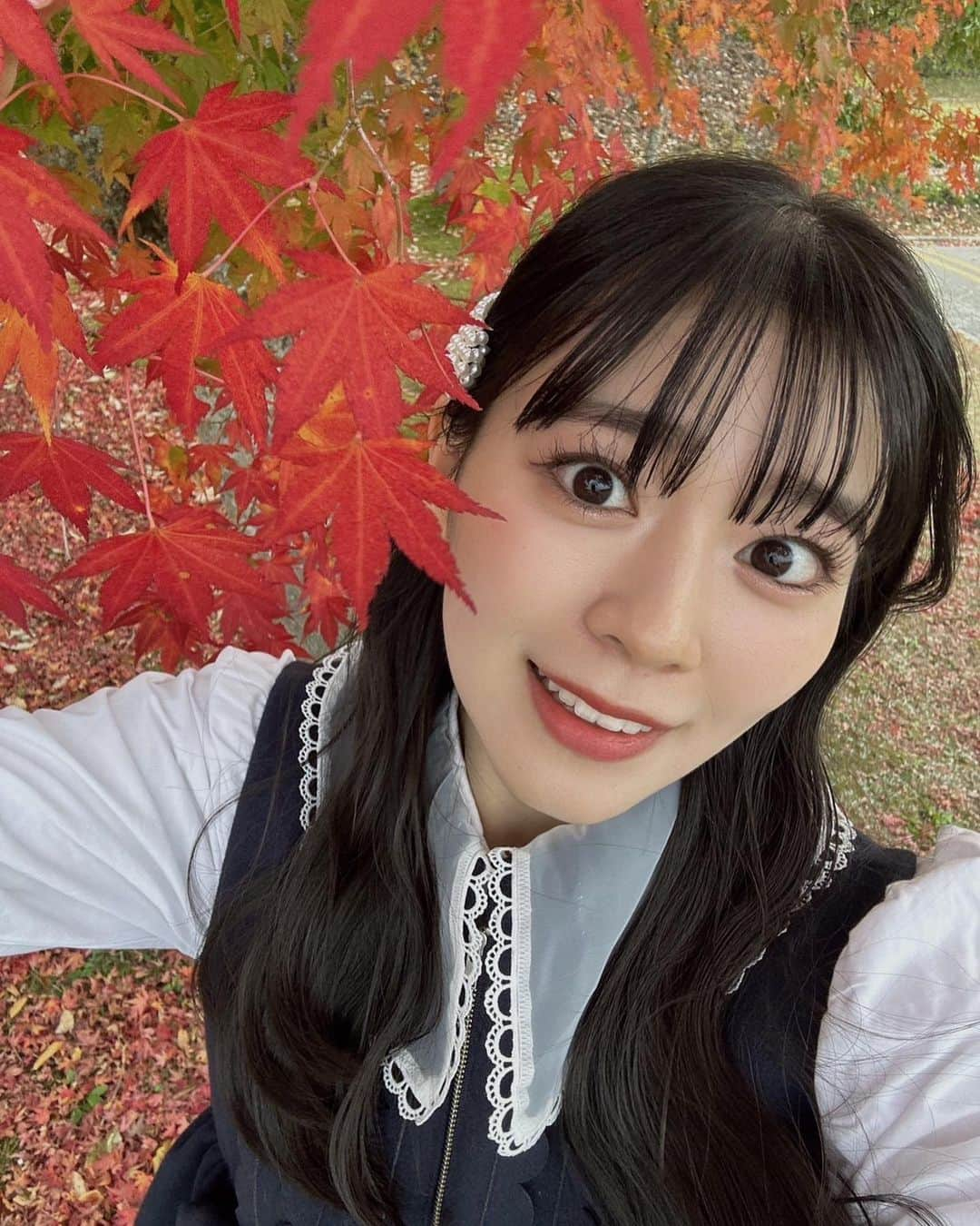 坂井仁香さんのインスタグラム写真 - (坂井仁香Instagram)「🍁  まっか。  #とき宣#坂井仁香#ひとちゃん#超とき宣#超ときめき宣伝部#紅葉」11月11日 18時52分 - hitoka_sakai_official