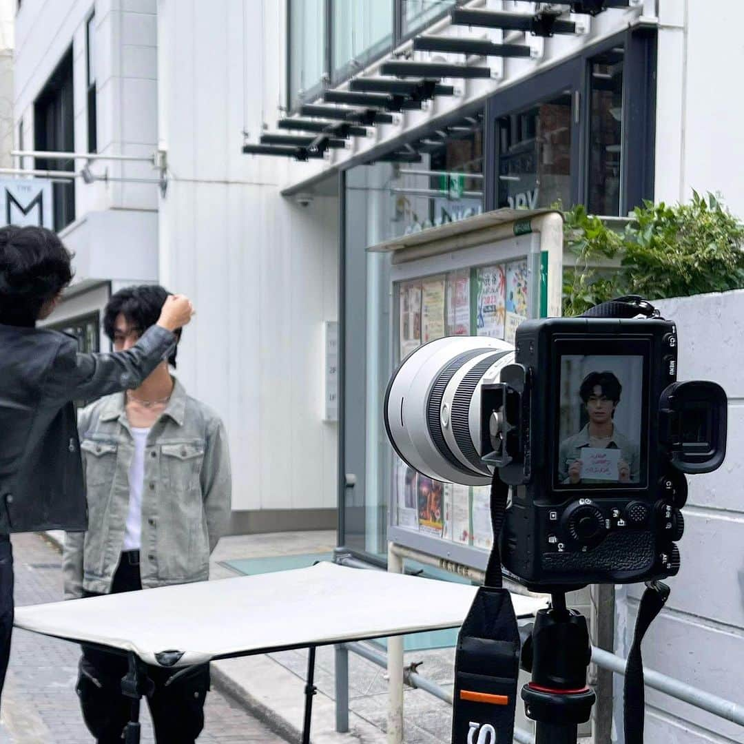 SUPERSTARSさんのインスタグラム写真 - (SUPERSTARSInstagram)「⚡️Taichi, who is doing his first hair magazine shoot, was a student until March this year. 🌱 @supertaiiichiii 📲 Check out the magazine Fine Boys.」11月11日 19時09分 - superstars.hairsalon