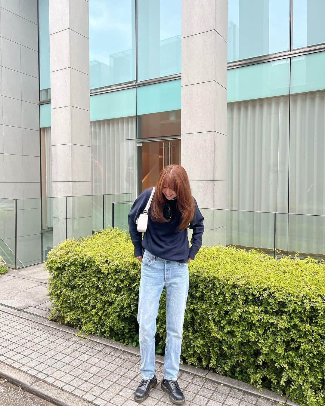 鹿沼憂妃のインスタグラム：「私服さん🪻 やっとニットが着れる寒さになった！ …と思ったら急に寒すぎるのやめてー🫨 newhair好評で嬉しいなん♡ . #shika_code #高身長コーデ #高身長女子 #170cm」