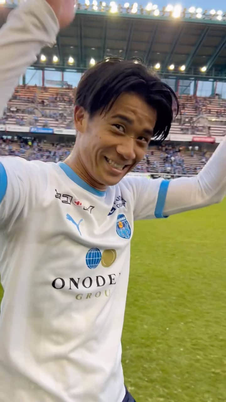 横浜FCのインスタグラム：「Ｊ１残留に向け大きな勝利🔥 次節は湘南ベルマーレとの直接対決。  #yokohamafc #横浜FC #Jリーグ #JLEAGUE #HAMABLUE」