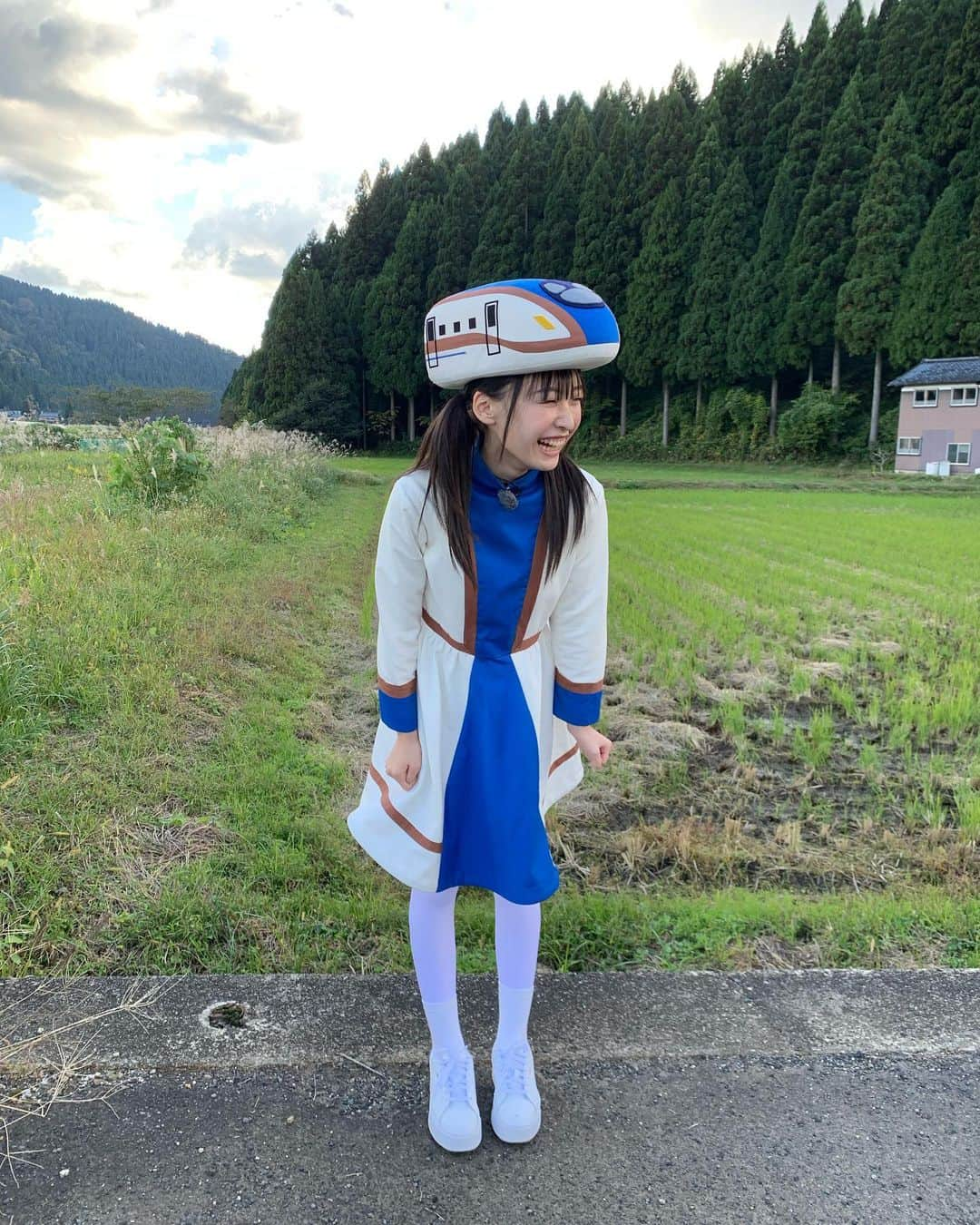 坂川陽香さんのインスタグラム写真 - (坂川陽香Instagram)「にじパレ 「かがやきちゃんの旅」in池田町🌿🫧  自然豊かでとっても素敵な場所でした🌳 写真を撮っていただいたり、美味しいご飯を食べたり、おしゃれな雑貨をGETしたり。。幸せロケだったなぁ…💭  また行きたい！！☺️✨  #坂川陽香 #06 #かがやき #かがやきフォト #AKB48 #ロケ」11月11日 19時20分 - hiyuka_sakagawa.1007