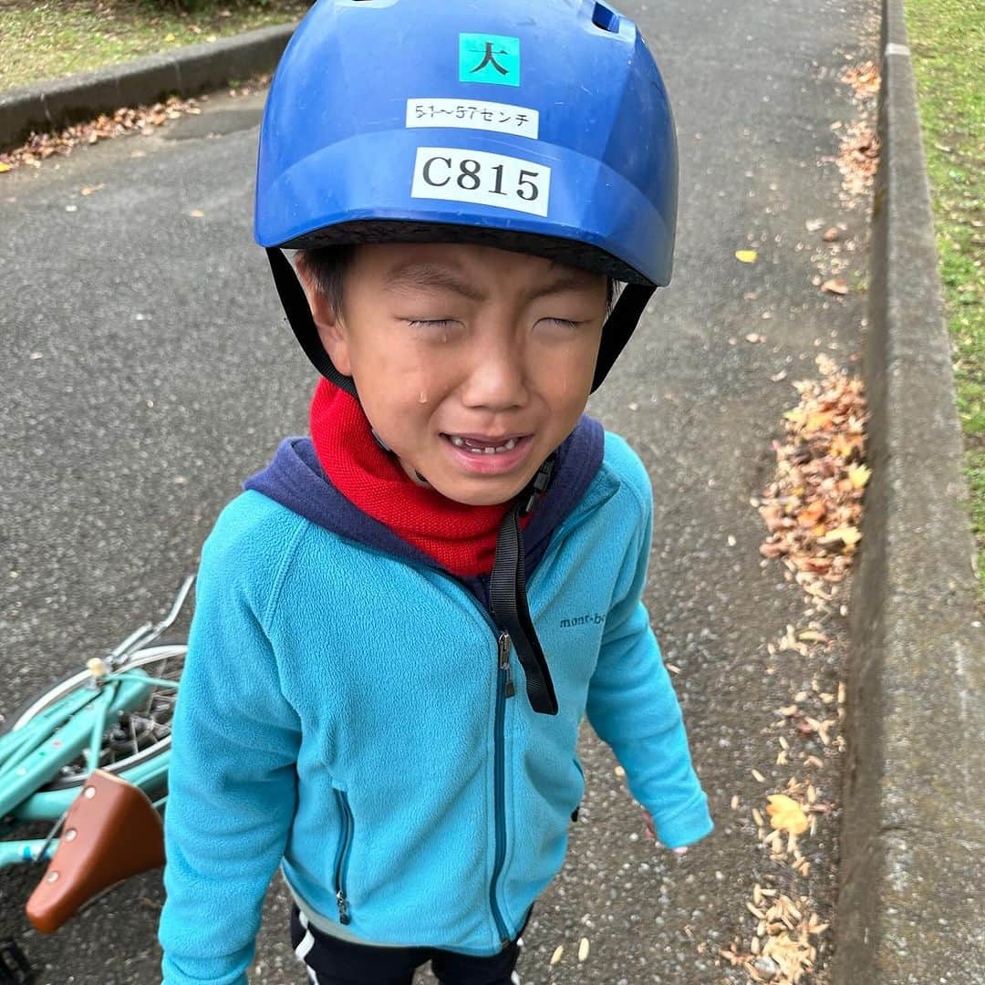 せんももあいしーさんのインスタグラム写真 - (せんももあいしーInstagram)「🚲自転車練習中です😅」11月11日 19時25分 - oyabakatousan