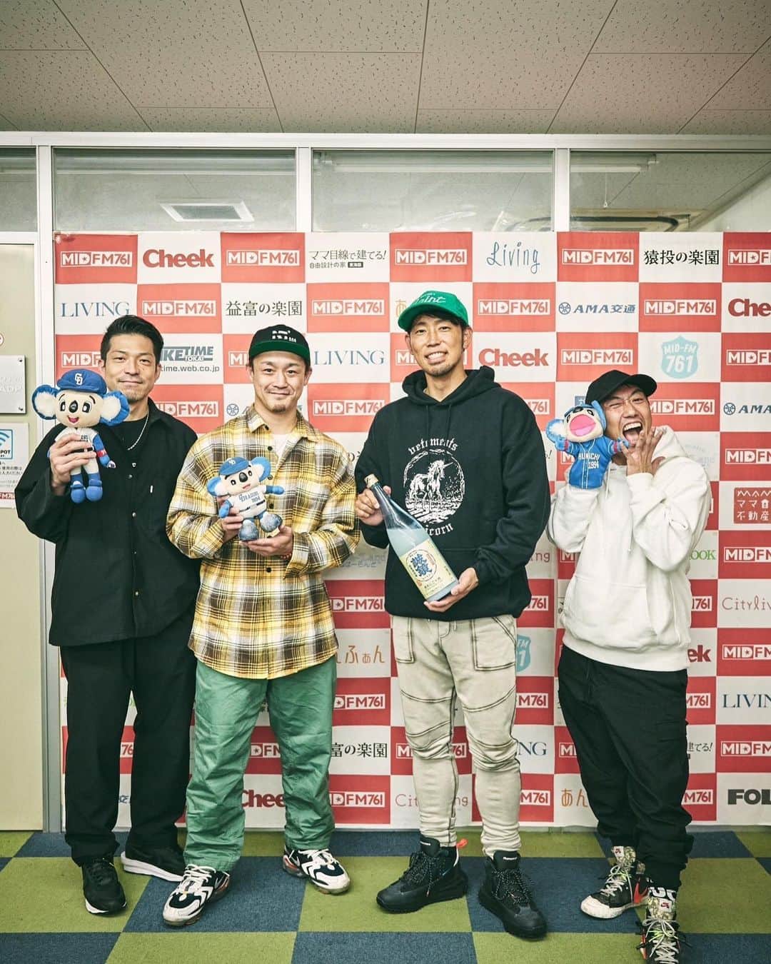 藤井淳志さんのインスタグラム写真 - (藤井淳志Instagram)「RED CUP 極 11/29 23:00〜24:00 MID FM  聞いてね〜😁 #藤井淳志#中日ドラゴンズ#ラジオ」11月11日 19時37分 - atsushi.fj4