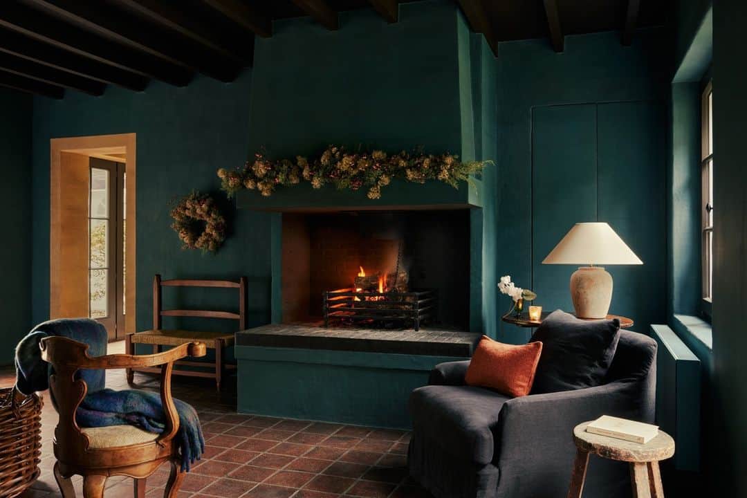 Zara Homeのインスタグラム：「CHRISTMAS • Welcome to the magical season. Find out the entire Christmas Collection at zarahome.com」