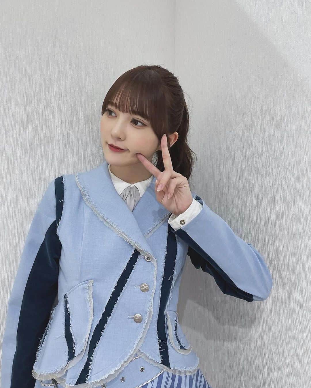 加藤史帆さんのインスタグラム写真 - (加藤史帆Instagram)「MUSIC STATIONに出演させていただきました！  スタジオにおひさまも来てくださり、ライブ感のある「君は0から1になれ」のパフォーマンスになったんじゃないかなと思います！ ありがとうございました🌞  発売中の2ndアルバム「脈打つ感情」よろしくお願いします！  #shihogram」11月11日 19時46分 - katoshi.official