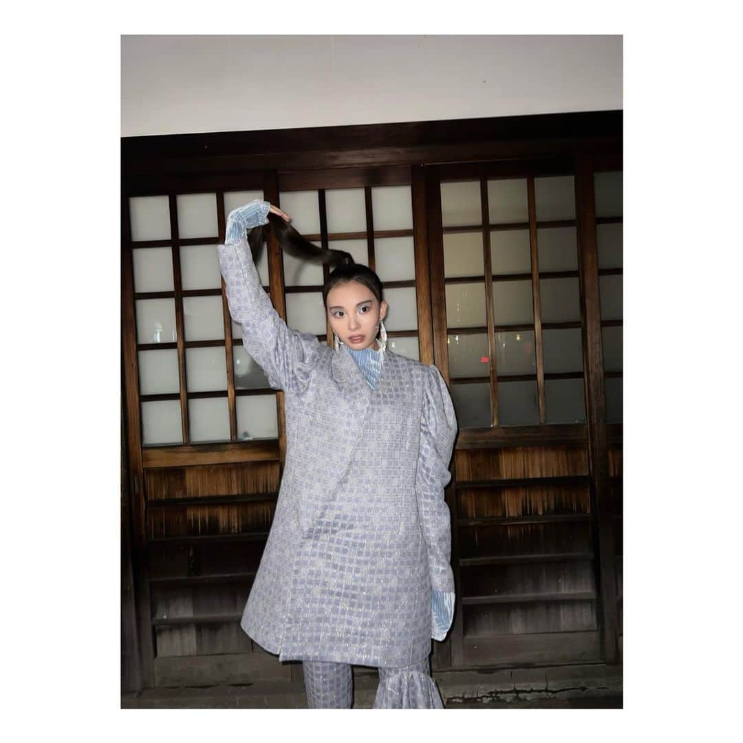 川口ゆりなさんのインスタグラム写真 - (川口ゆりなInstagram)「． BISHU COLLECTION ありがとうございました⛩ ． OPENING COLLECTION SHOKOBO COLLECTION 2ステージ歩かせて頂きました。 ． 神聖な場所で 歩けたことを光栄に思います…♡ ． ．」11月11日 20時06分 - kawaguchi_yurina_official