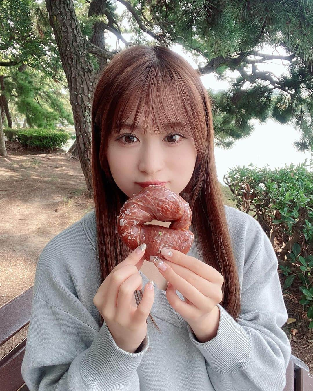 田中伊桜莉さんのインスタグラム写真 - (田中伊桜莉Instagram)「🍩🍃☕️  念願だったi.m.donut買って大濠公園でお母さんとピクニックした~‪☺︎‬」11月11日 20時21分 - iori_hkt48