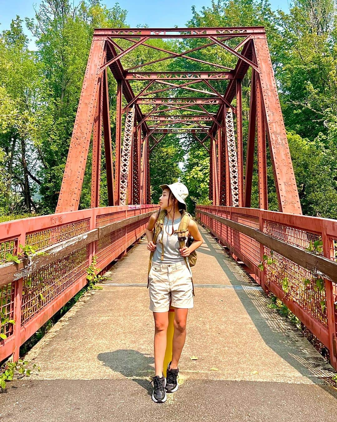 satoprimoさんのインスタグラム写真 - (satoprimoInstagram)「movie vs reality  movie was a bit better🤣👎 anw need to watch this movie again soon🧡👬  #standbyme #filminglocation #青春映画」11月11日 20時26分 - satoprimo