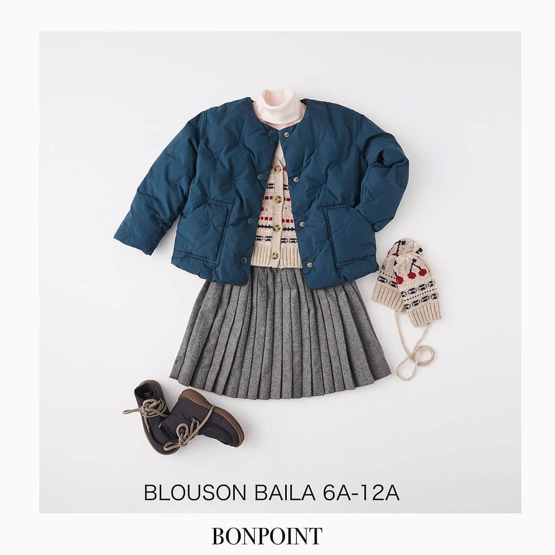 LILI et NENEさんのインスタグラム写真 - (LILI et NENEInstagram)「_Bonpoint ボンポワン定番のブルゾン「BLOUSON BAILA」。サイズアウトするとリピーターも多い人気のアイテムです。  ●BONPOINT商品（SALE品を除く）を合計33,000円以上（税込）お買いあげの方に、先着でオリジナルキーリングをプレゼント。ぜひご覧ください。 ． @lilietnene プロフィールリンクよりリリエネネオンラインショップへ ． @lilietnene_paris  大好きなパリの日常をお届けする。 ． #lilietnene タグ付けして投稿して頂ければ嬉しいです。  #bonpoint #ボンポワン #パリ発ブランド#オシャレキッズ #ベビーファッション#キッズファッション #子供服 #lilietnene #リリエネネ #海外子供服セレクトショップ #kidsfashion #babyfashion #gift #女の子のママ#女の子ベビー#娘服#むすめ服#姉妹#お揃いコーデ#ベビー服#海外子供服 #キッズコーデ#キッズ  #キッズコーデ女の子 #ベビーコーデ#ベビーコーデ女の子」11月11日 20時35分 - lilietnene