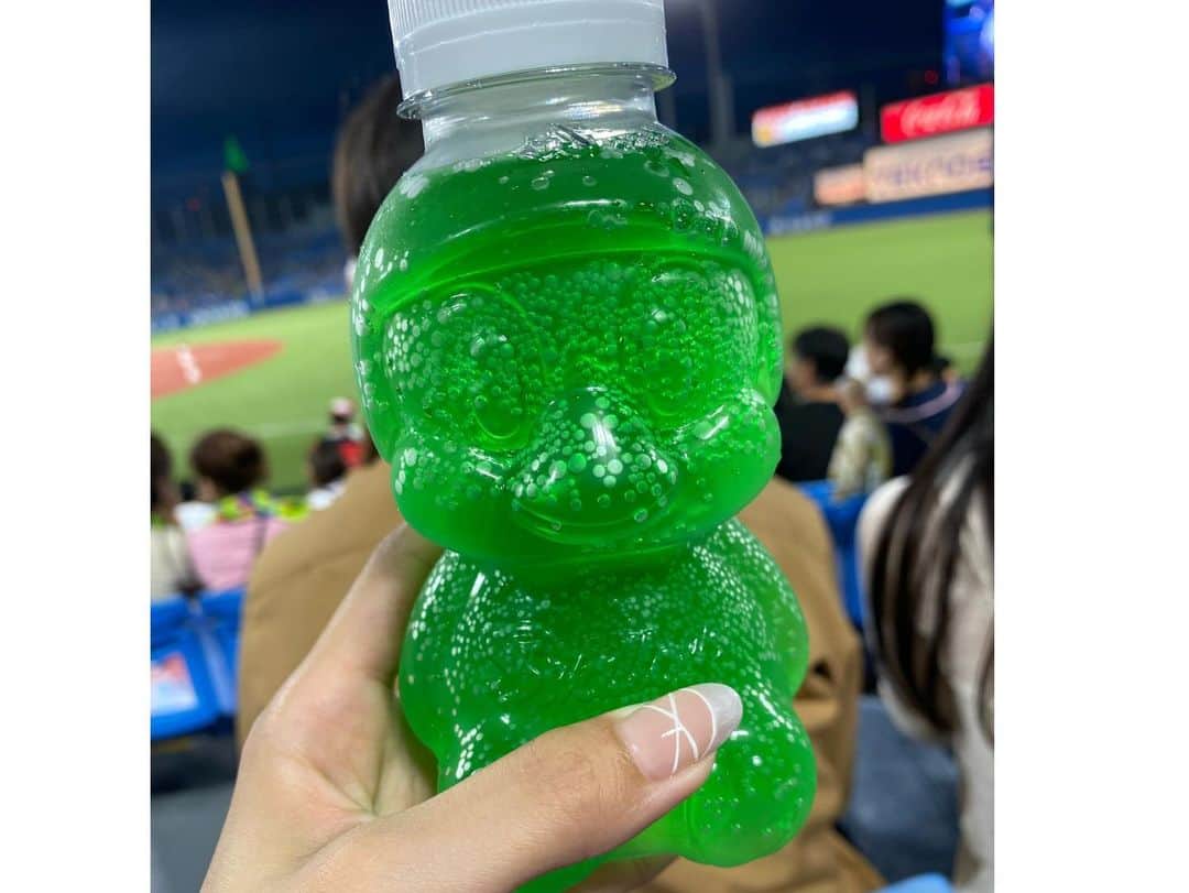 山下みちるさんのインスタグラム写真 - (山下みちるInstagram)「・ 今シーズンも終わったので思い出投稿♥️  かわいいつば九郎グッズたち🫶🏻 お姉ちゃん来季もたくさん観戦しようね🤝🏻‪‪❤︎‬ ・  #野球 #プロ野球  #神宮球場 #野球観戦 #ヤクルトスワローズ  #つば九郎 #swallows #baseball  #ootd #japan #instagood」11月11日 20時40分 - hello_chiruchiru