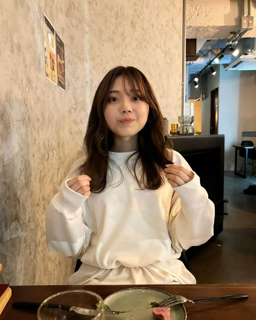 すえきひなたのインスタグラム：「髪伸びたよねーって話」