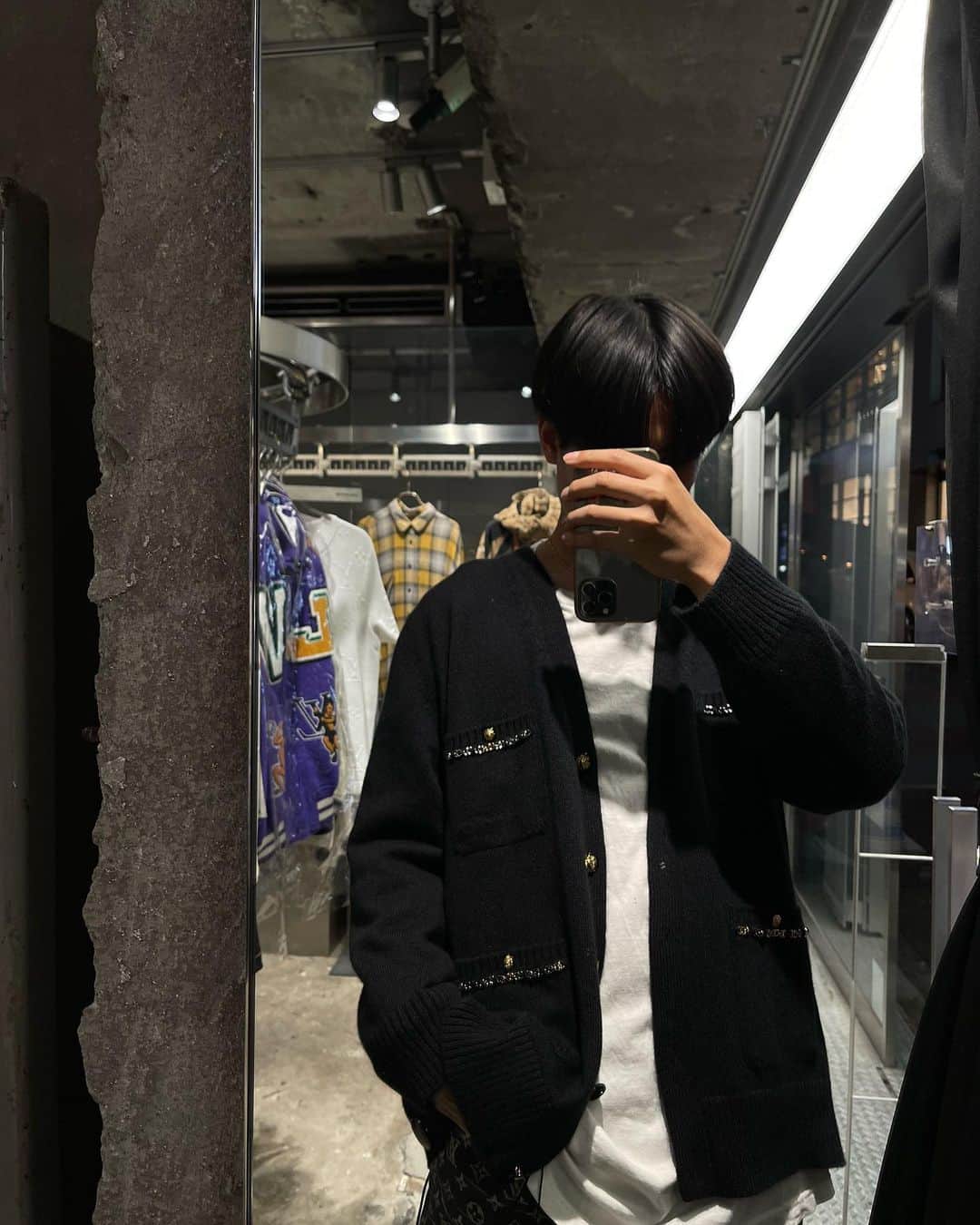 RINKAN渋谷店のインスタグラム：「. 《 CHANEL 》  size:46 ※HOLD ⁡ －－－－－－－－－－ー－－－－－－－－－－－－－－  商品の詳細につきましてはDM、又はお電話にてお問い合わせ下さい。 ⁡ DMやお電話からの郵送販売も可能です。 ⁡ ショッピングローンなど各種お支払い方法もご用意しておりますのでご相談下さい。 ⁡ International shipping is available. Please contact us though DM. ⁡ ⁡ 〈RINKAN SHIBUYA〉 TEL：03-5458-3050 LINE ID：@283swjhf」