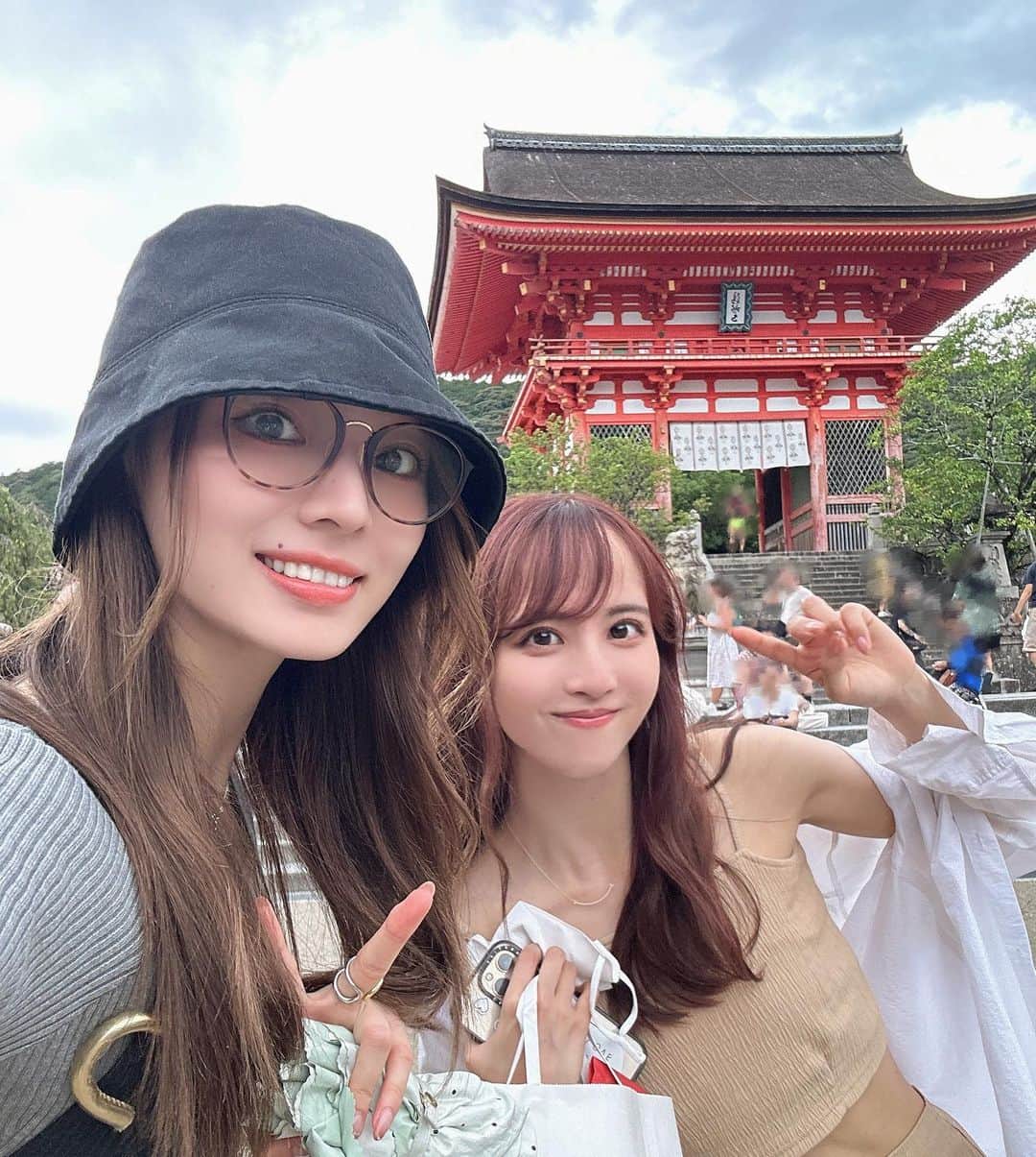 梅澤美波さんのインスタグラム写真 - (梅澤美波Instagram)「今年の夏は、京都旅🍁（遅）  毎年旅行がお決まりになった私たちですが 今年は京都！まったりでした。  朝も夜も、温泉。 最高に癒された旅でした⛩」11月11日 21時15分 - ume_minami.official