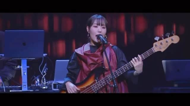 おかもとえみのインスタグラム：「くすりをたくさん/大貫妙子(cover)  私はベーシストです🙌 #ベースの日」