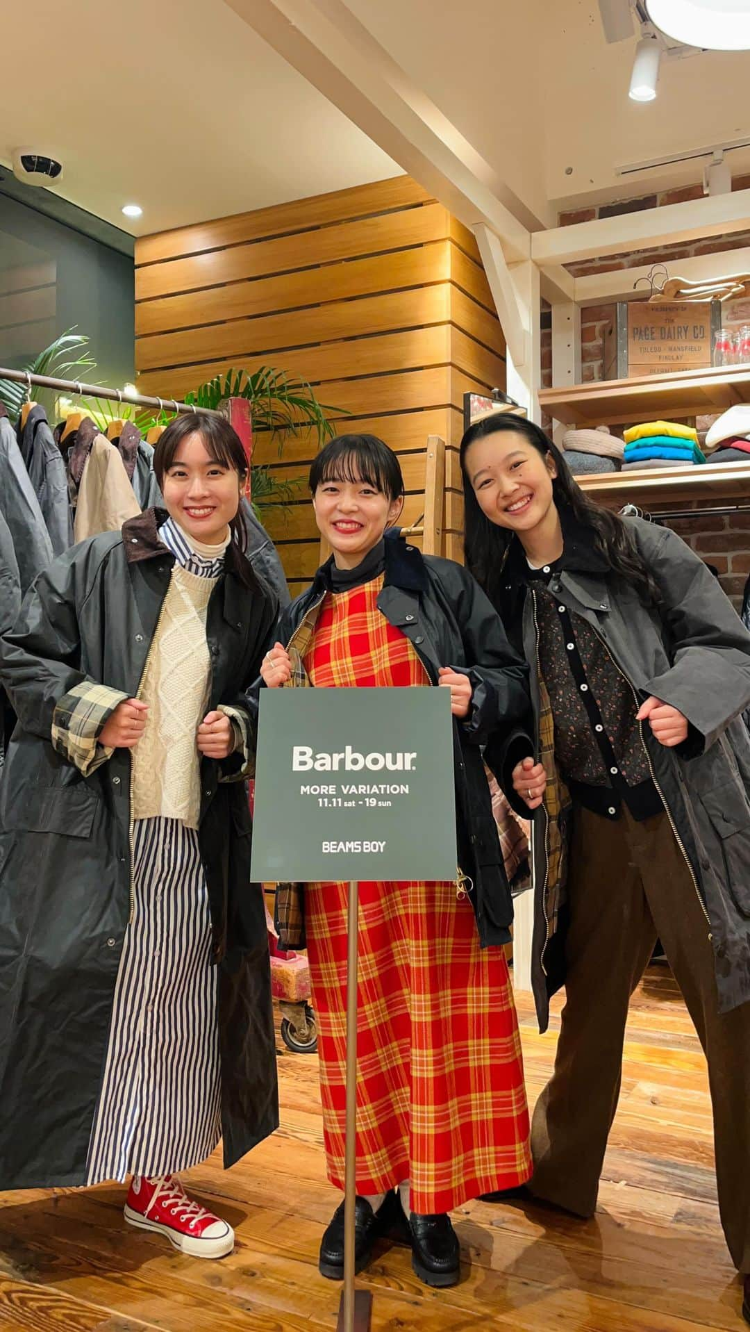 ビームスボーイ原宿のインスタグラム：「〈Barbour〉MORE VARIATIONでお取り扱いのあるモデルを紹介しています🧥✨」