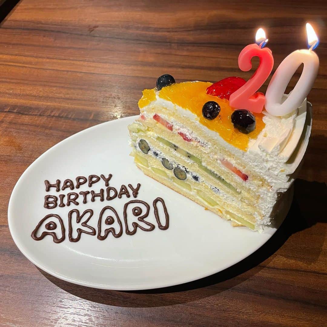 藤波朱理のインスタグラム：「20歳になりました！ 本当に周りの人に恵まれてここまで育ってこれました！ まだまだ未熟ですが、アスリートとしても、一人の女性としても成長できるようにこれからも頑張ります！ おかん、産んでくれてありがとう！👶  20歳の藤波朱理もよろしくお願いしますっっ！」