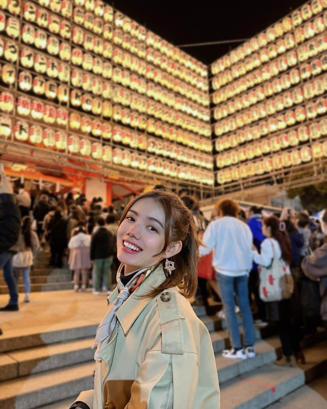 波田妃奈さんのインスタグラム写真 - (波田妃奈Instagram)「花園神社の酉の市🏮 お祭りとか屋台好きで毎年来てる！  来年は祈願する事業や 仲間と共に来れますように🌟  #酉の市 #花園神社 #酉の市2023 #japan #新宿」11月11日 21時44分 - hina__fitness