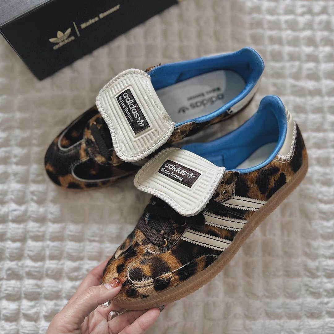 yc__mamさんのインスタグラム写真 - (yc__mamInstagram)「ㅤㅤㅤㅤㅤㅤㅤㅤ レオパサンバ🐆👟  可愛過ぎません？🤤🤎  @adidasoriginals × @walesbonner      #adidaswalesbonner#walesbonner#adidassamba#アディダス#アディダスサンバ#ウェールズボナー#置き画#スニーカー#ママコーデ#スニーカーコーデ#オトナカジュアル#ままこーで」11月11日 22時11分 - yc__mam