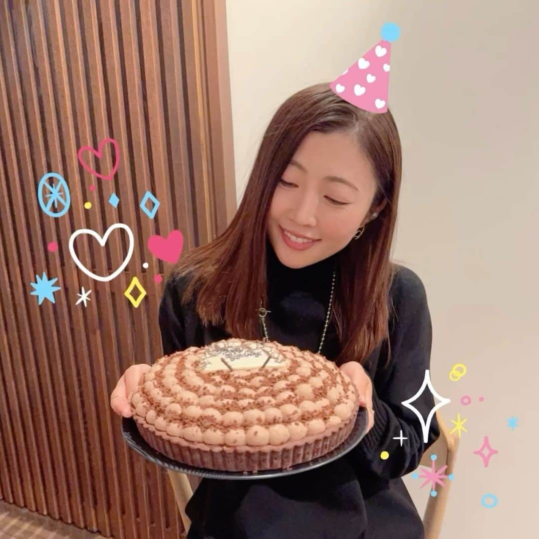 Tiaraのインスタグラム：「11月11日  お誕生日を迎えました〜  #11月11日 #birthday #thankyou」