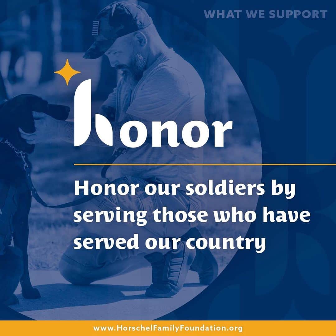 ビリー・ホースケルのインスタグラム：「Today, on Veteran's Day, we  want to say THANK YOU to  each and every individual who  has served our country. The  Horschel Family Foundation is  proud to highlight our fourth  pillar, HONOR. Through this  pillar we will continue to partner  and expand our impact in  support of those who have  served. We look forward to  enhancing our partnership with  deserving organizations like  K9s for Warriors locally in  Jacksonville.  @k9sforwarriors #honoroursoldiers #hff #horschelfamilyfoundation #billyhorschel #veteransupport」