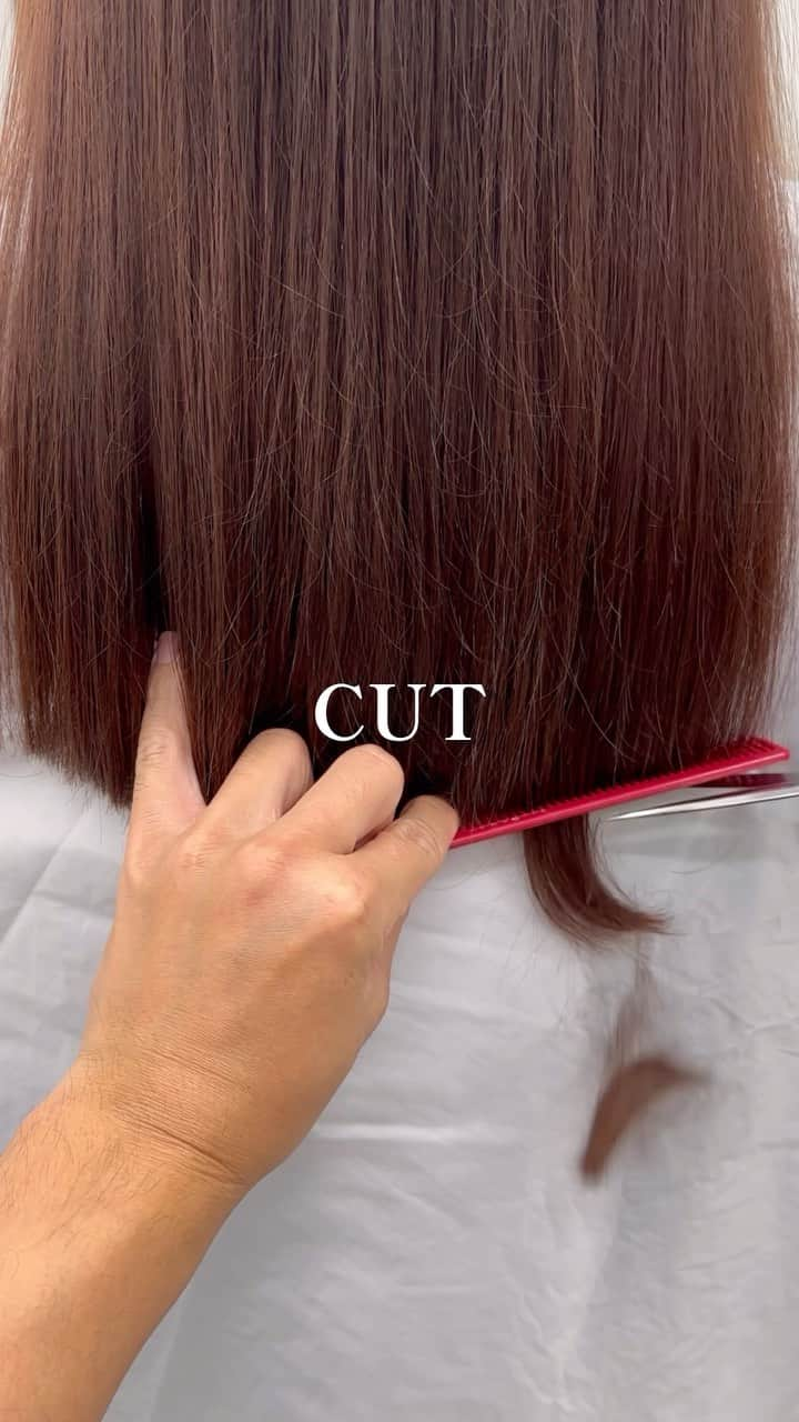 Seiichiro Kawakamiのインスタグラム：「CUT💎 . ➖➖➖➖➖➖➖➖➖➖➖➖➖➖ . 《《　ご予約　》》 【平日】10時～20時 〜【Price】〜 カット_6800円 カラー_8800円 カット＋カラー_12000円 カット＋ダブルカラー_21000円 カット＋3Dハイライト_21000円 カット＋パーマ_13000円 カット＋縮毛矯正_21000円 髪質改善トリートメント_8800円 . ➖➖➖➖➖➖➖➖➖➖➖➖➖➖ . #cut #bob #カット動画 #切 #銀座美容室」