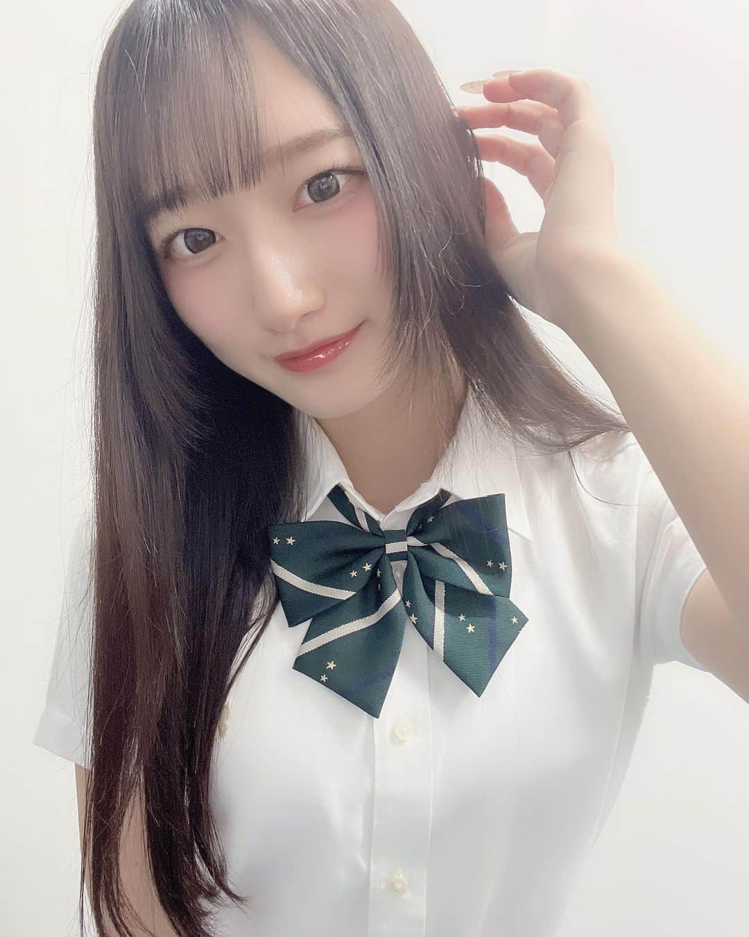 信野樹奈のインスタグラム：「制服好きさんへ  #アイドル #idol #グラビア #制服 #北海道 #コスプレ」