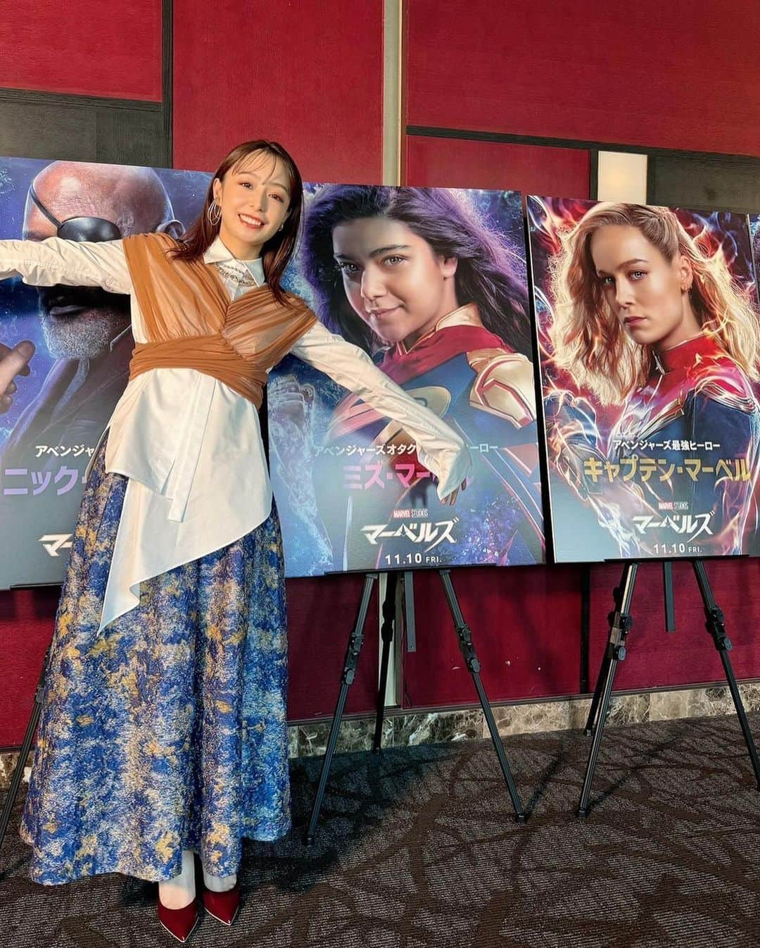 宇垣美里マネージャーさんのインスタグラム写真 - (宇垣美里マネージャーInstagram)「先日は、 映画『マーベルズ』ジャパンプレミア試写会に登壇しました🦸 大好きな映画をいち早く鑑賞し、宇垣さんも興奮気味✨ お衣装も登場キャラを意識した色味にしてみました🫣💙 　　 #PR #アベンジャーズ最強ヒーローの新たな強さ目撃 #マーベルズ」11月11日 22時57分 - ugakimisato.mg