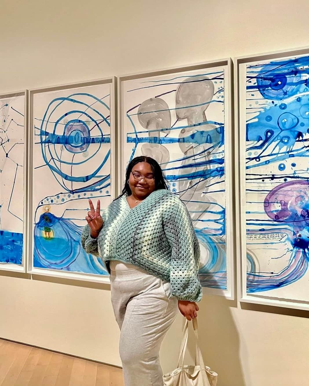 ブルックリン美術館のインスタグラム：「Behold… the start of a new weekend to rest and recharge! ✨⁠ ⁠ If you’re looking for ways to fill your days, check out the multimedia, sensorial work on display in María Magdalena Campos-Pons: Behold. ⁠ ⁠ Learn more at the link in our bio and share your visit with us using #MyBkM. ⁠ ⁠ 📷 @elic0c0x, @msbeautybabe, @sarita104122, @imferu, @i.manisworld, @kemi70⁠ ⁠ #BeholdBkM #BrooklynMuseum」
