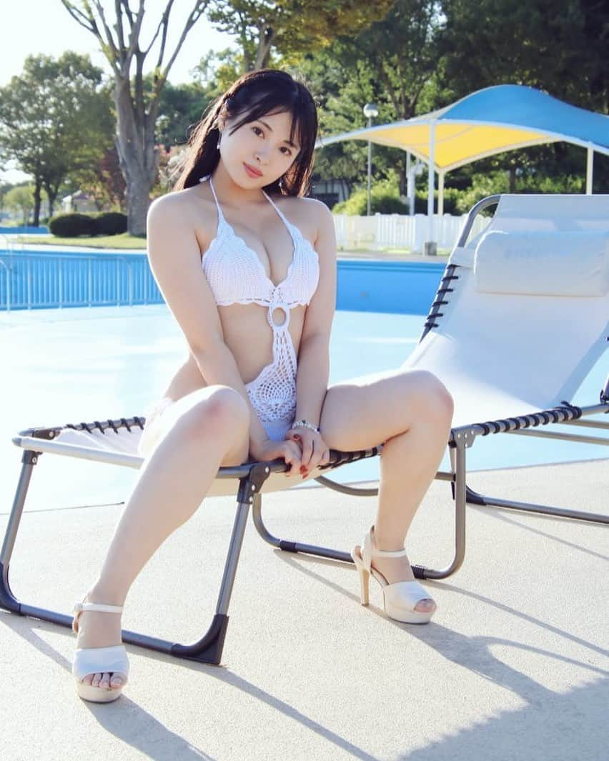 佐藤望美のインスタグラム：「おやすみなさい🌙  #follow #followme #nozomisato #gravure #佐藤望美　#グラビア　#グラビアアイドル」