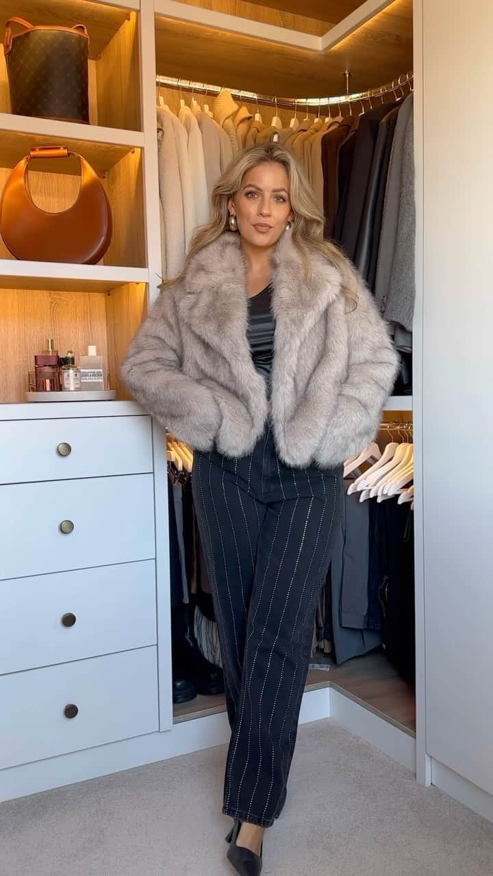 プリマークのインスタグラム：「Saturday night fits from Rita Ora X Primark II ✨ 🖤 @melissariddell #ShowYourOra #Primark」