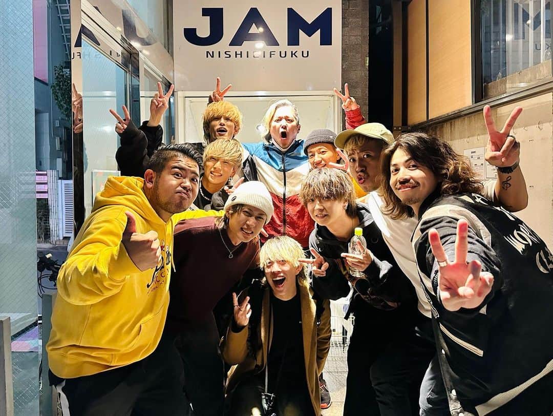 DEppaさんのインスタグラム写真 - (DEppaInstagram)「本日は西永福でライブ！🎤 SHIRA-SHINKENのトリを務めさせ ...