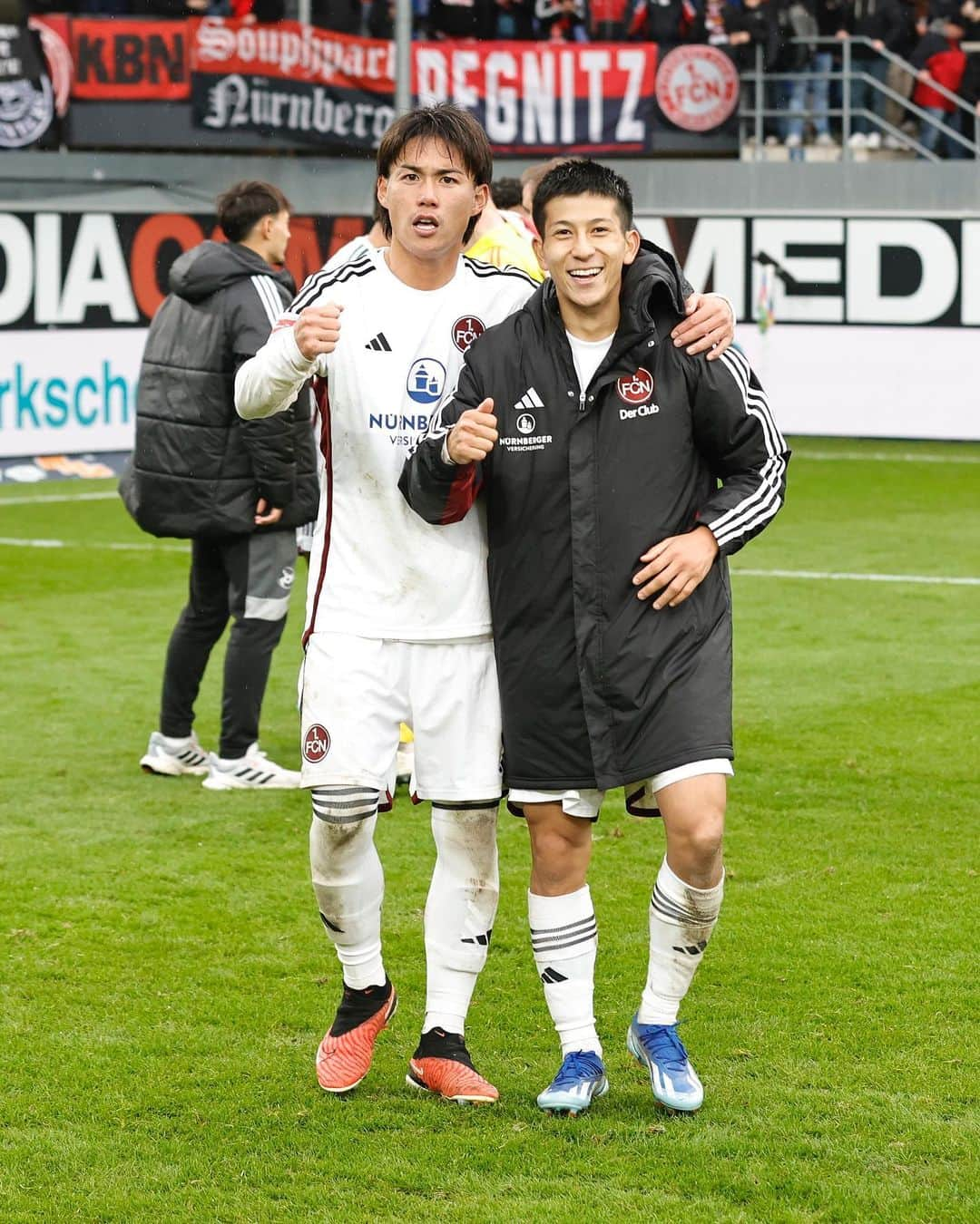 林大地のインスタグラム：「＋3🔴⚫️🔥🦬 みんなで掴み取った勝利🙏🏻🇯🇵 @1_fc_nuernberg #FCN」