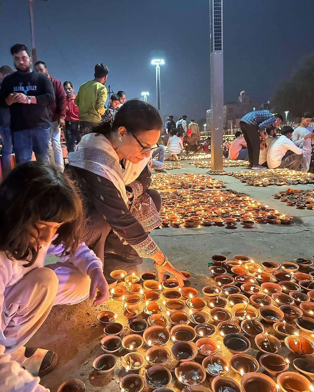 Gaurav Tanejaさんのインスタグラム写真 - (Gaurav TanejaInstagram)「Deepotsav 2023 #Ayodhya  Mere Ram apne ghar laut rahe hai .. 🪔」11月12日 1時24分 - taneja.gaurav