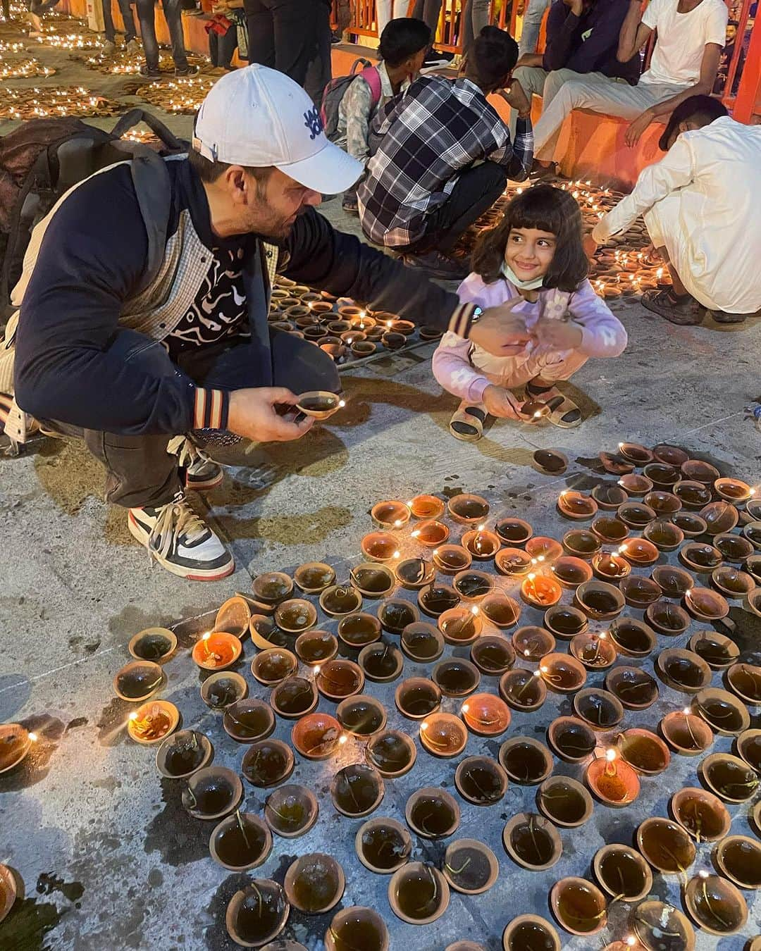 Gaurav Tanejaさんのインスタグラム写真 - (Gaurav TanejaInstagram)「Deepotsav 2023 #Ayodhya  Mere Ram apne ghar laut rahe hai .. 🪔」11月12日 1時24分 - taneja.gaurav