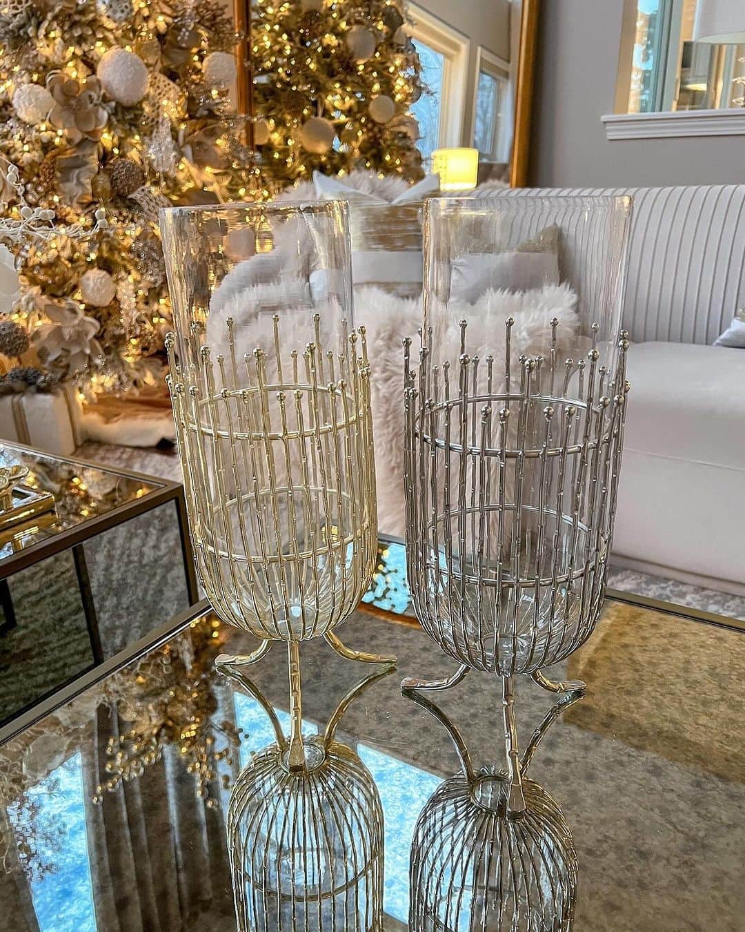 さんのインスタグラム写真 - (Instagram)「The perfect accent to any room, 35% off? Yes please😍 Shop incredible deals on our favorite vases, only at inspiremehomedecor.com link in bio! But hurry, these gorgeous pierces are flying off the shelves🔥」11月12日 11時14分 - inspire_me_home_decor