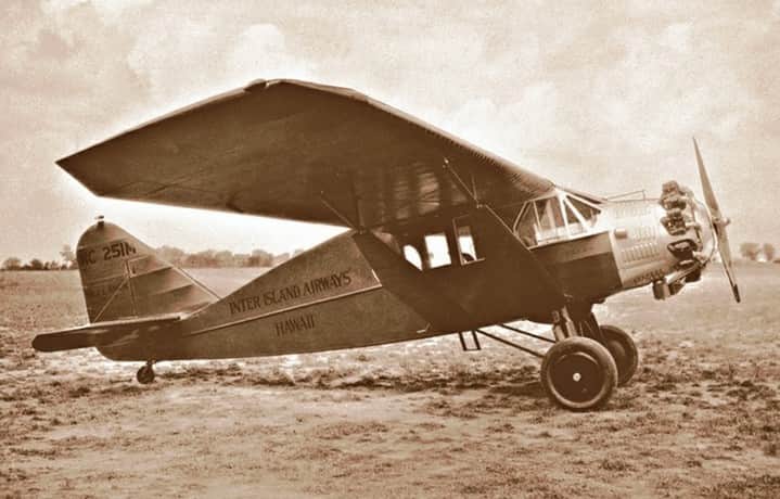 ハワイアン航空さんのインスタグラム写真 - (ハワイアン航空Instagram)「本日ハワイ時間11月11日、ハワイアン航空は創業94周年を迎えました🎉  1929年のこの日、べランカ社製単葉機にお客様を乗せて島間の定期便が就航しました。 今でもベランカは大切に保管・管理されていて、空を飛ぶことができるんです！  #PualaniProud #今日は何の日 #Bellanca #飛行機好きな人と繋がりたい #記念日」11月12日 11時14分 - hawaiianairlinesjp