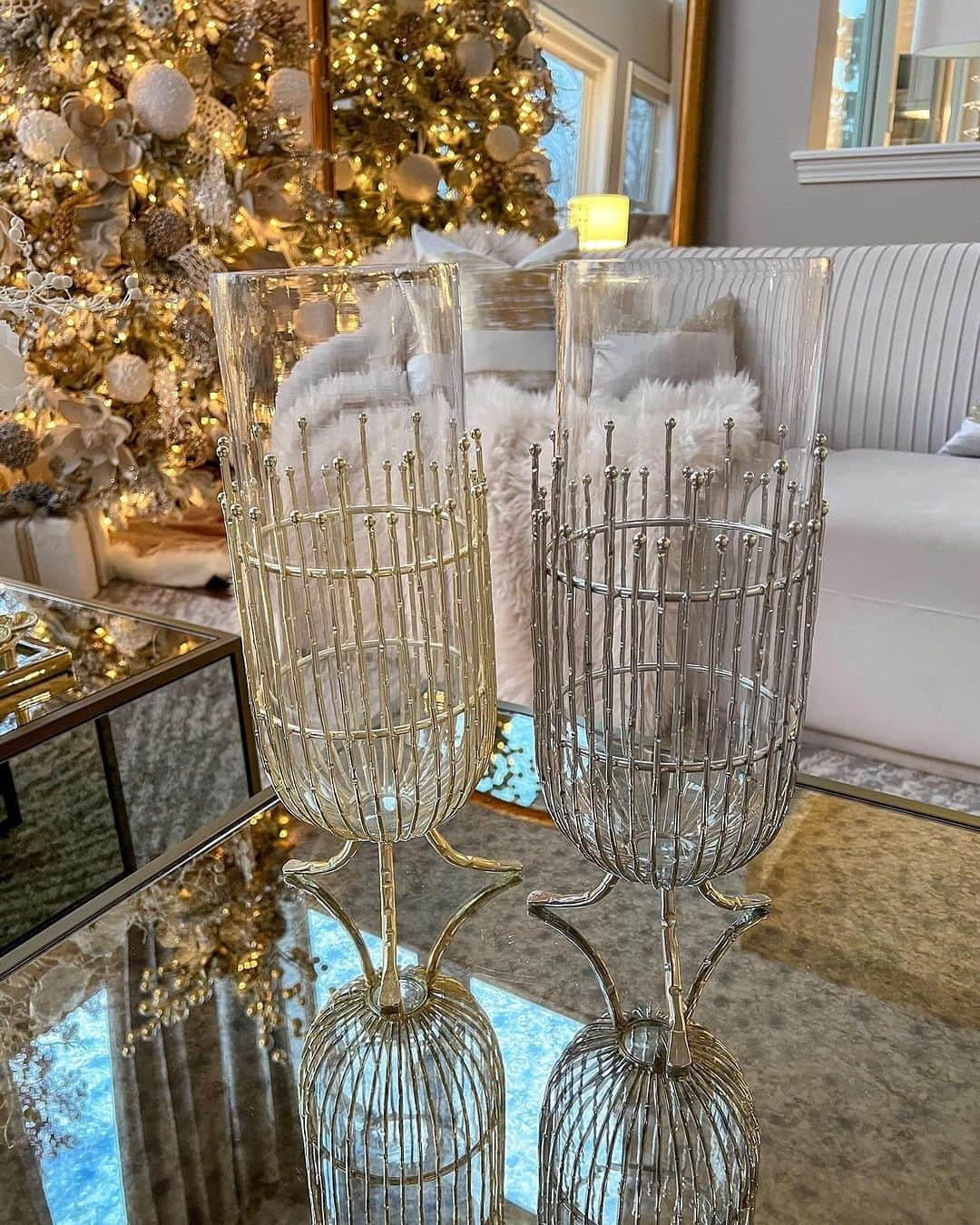 のインスタグラム：「The perfect accent to any room, 35% off? Yes please😍 Shop incredible deals on our favorite vases, only at inspiremehomedecor.com link in bio! But hurry, these gorgeous pierces are flying off the shelves🔥」