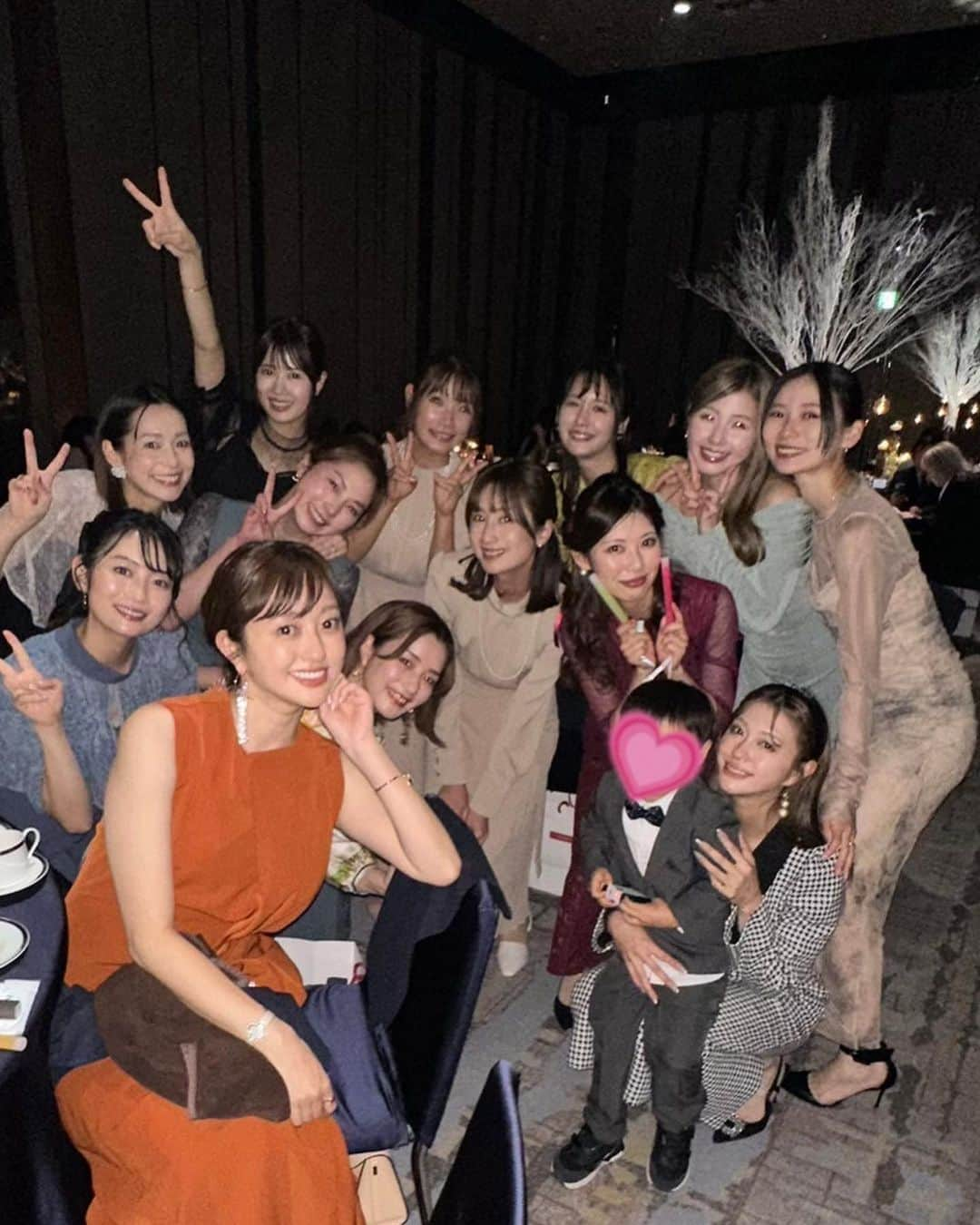 菊地亜美さんのインスタグラム写真 - (菊地亜美Instagram)「. アイドリング‼︎!メンバーの結婚式はいつも同窓会みたいになって楽しい🥰💍 同期のせりなの結婚式♡ とっても可愛い新婦と素敵な新郎でした💗 もちろんめちゃくちゃ泣いた🤍笑 おめでとう♡末長くお幸せに…🩵  結婚式で着たワンピースは @amerivintage 🌱」11月12日 11時27分 - amikikuchi0905