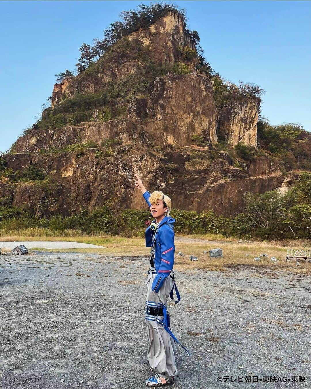 渡辺アオトのインスタグラム：「テッペンいこーぜ。  #王様戦隊キングオージャー #岩船山」