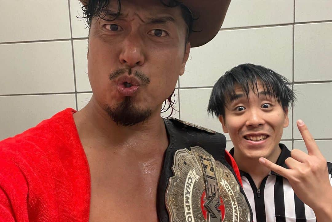 鷹木信悟さんのインスタグラム写真 - (鷹木信悟Instagram)「〜11.10 Dallas〜🇺🇸 I enjoyed...✨ #njpwstrong #njpw #prowrestling  #Dallas #Texas #MadeInJapan  #NEVER無差別級選手権試合」11月12日 3時45分 - takagi__shingo