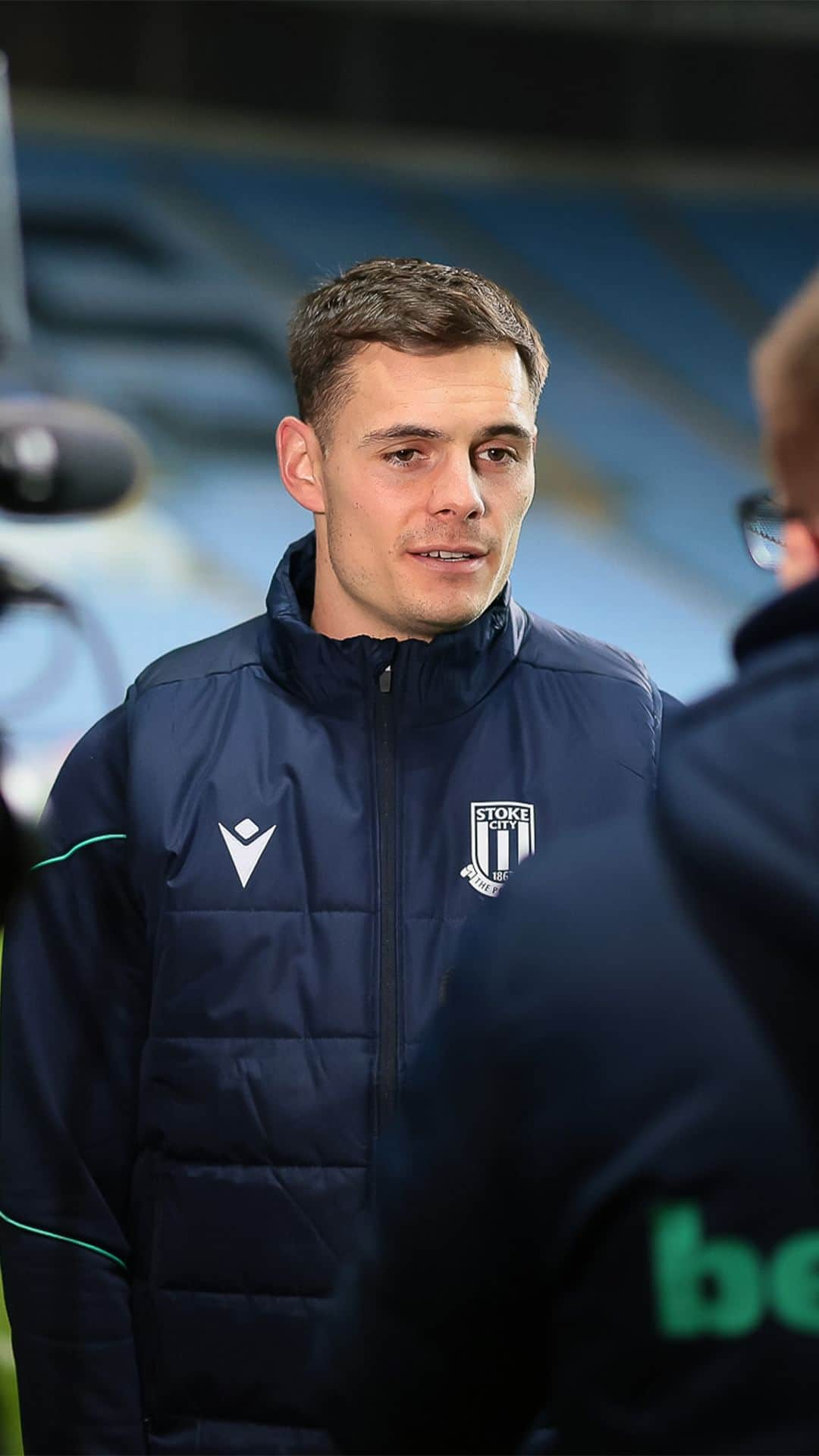 ストーク・シティFCのインスタグラム：「Michael Rose says the upcoming international break will be beneficial to the squad after extending the Potters' unbeaten run to five games.  #StokeCity #SCFC」