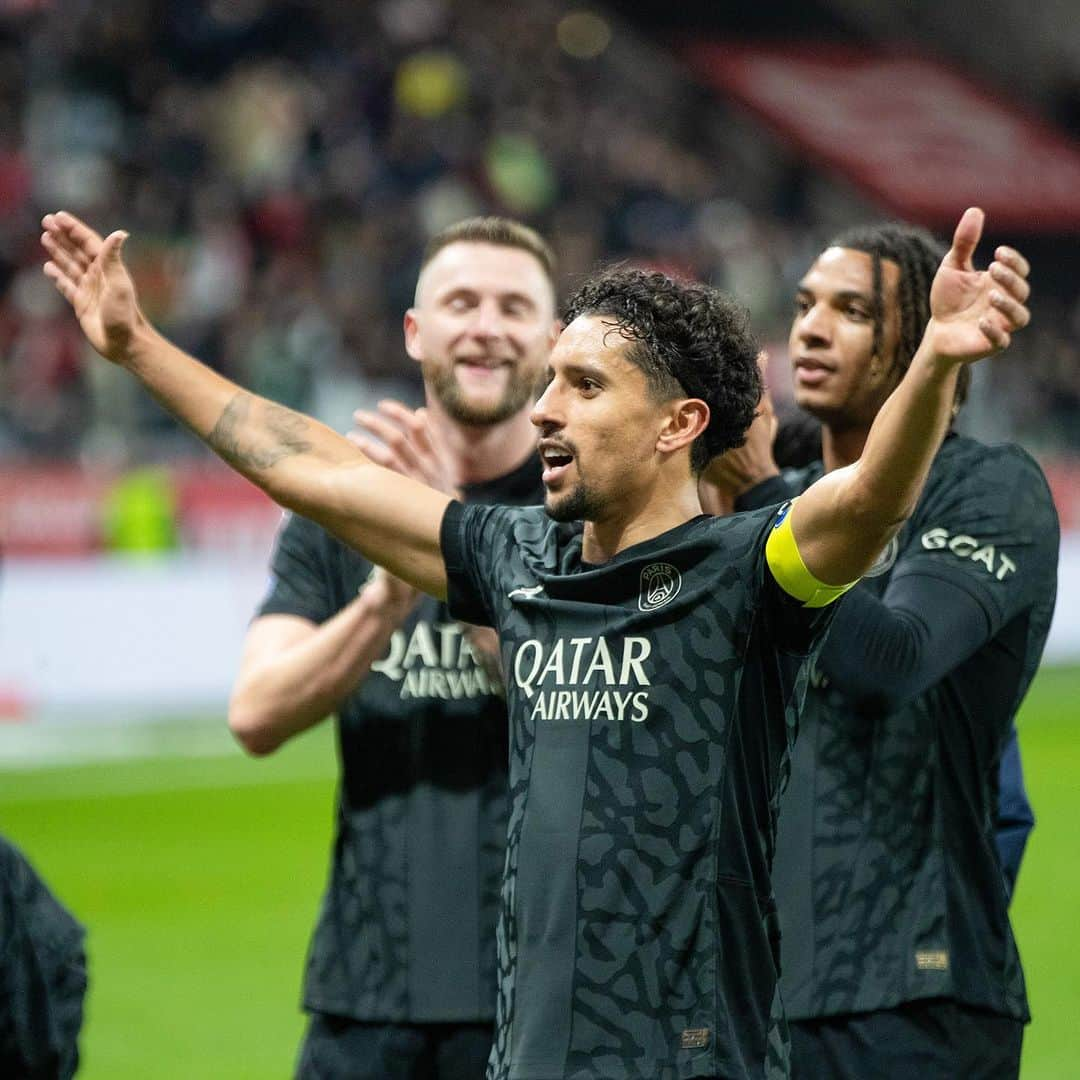 パリ・サンジェルマンFCのインスタグラム：「Thanks to our fans in Reims for their support! ❤️💙 Merci à nos supporters présents à Reims pour leur soutien ! ❤️💙  #SDRPSG #ParisSaintGermain #PSG #AllezParis」