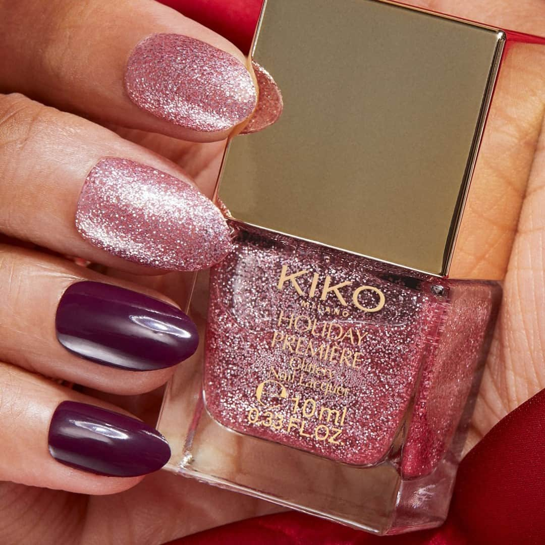 KIKO MILANOさんのインスタグラム写真 - (KIKO MILANOInstagram)「💖 Dazzle-up your #nailart this winter with this nail combo featuring our new #KIKOHolidayPremiere Glittery Nail Lacquer in Precious Silver ✨ Who else is trying this? ⁣ ⁣ Holiday Première Glittery Nail Lacquer 01 - Smart Nail Lacquer 16⁣」11月12日 4時40分 - kikomilano