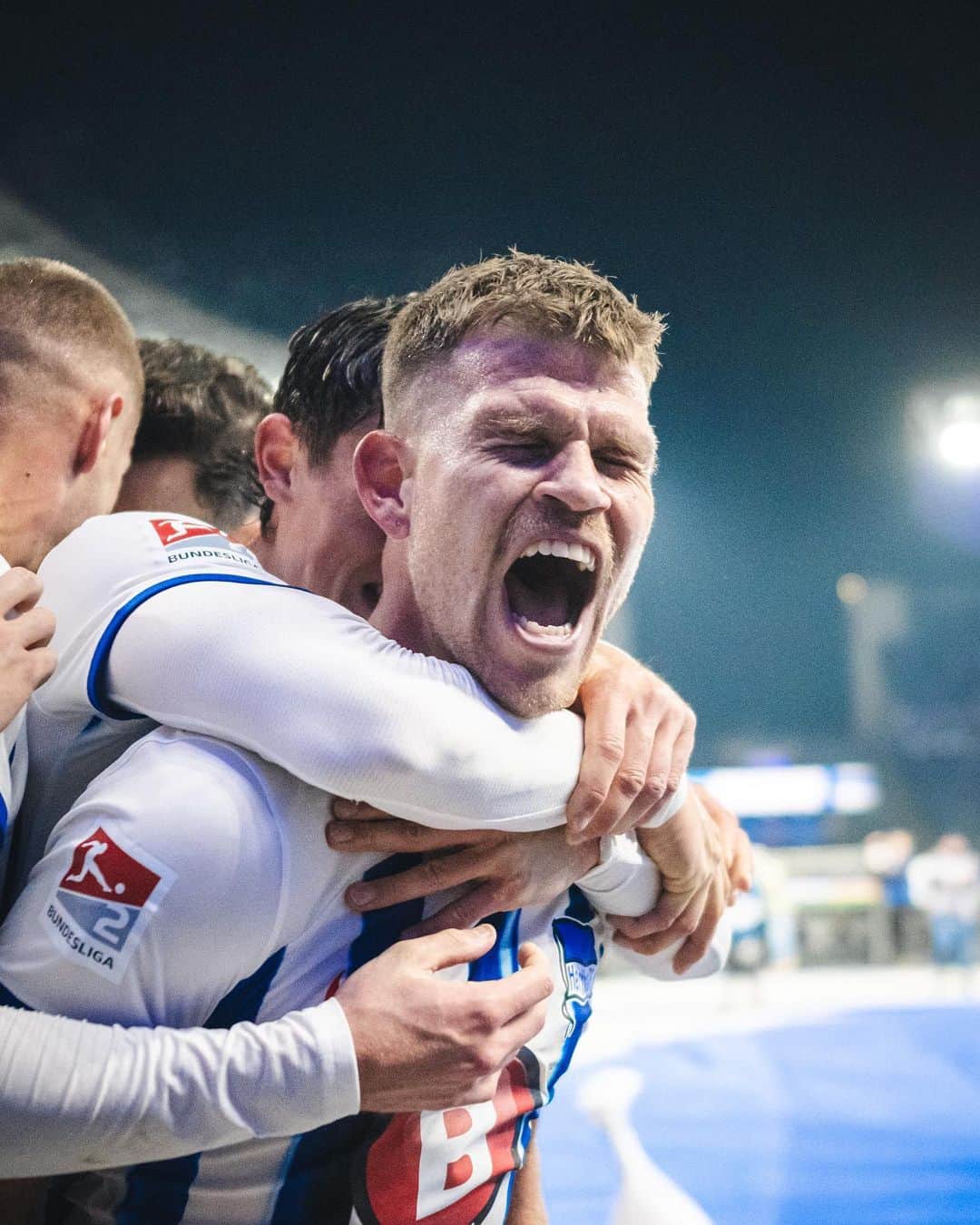 ヘルタ・ベルリンのインスタグラム：「Verdient, @floniederlechner7! 🫶🫶🫶  . . #BSCKSC | 2:1 | #HaHoHe」