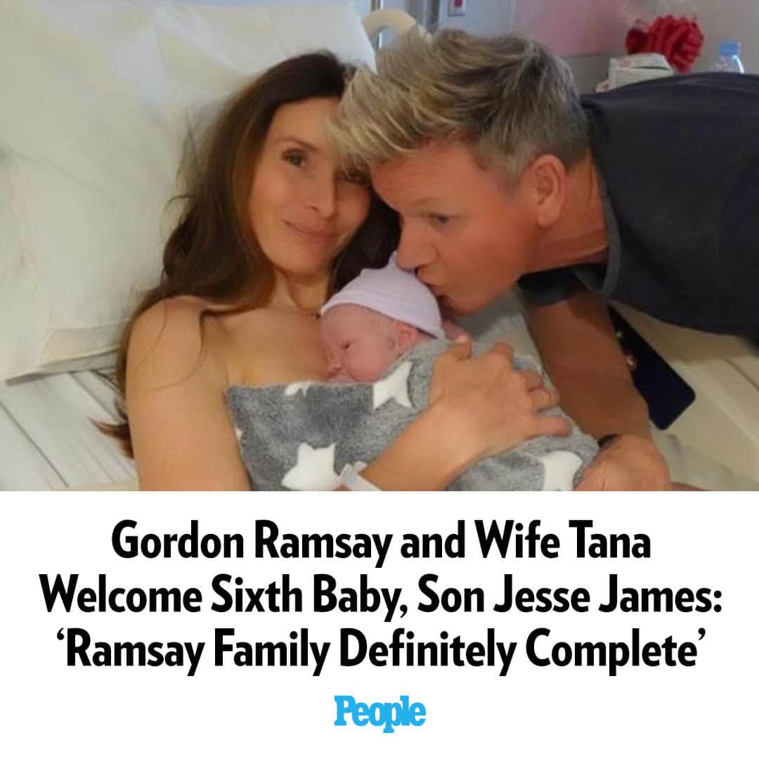 People Magazineさんのインスタグラム写真 - (People MagazineInstagram)「The Ramsay family kitchen just got a little bit bigger! Gordon Ramsay and his wife Tana Ramsay announced on Instagram Saturday that they welcomed their sixth baby, a son named Jesse James Ramsay. 🍼 Tap our bio link for more details! | 📷: Instagram」11月12日 5時24分 - people